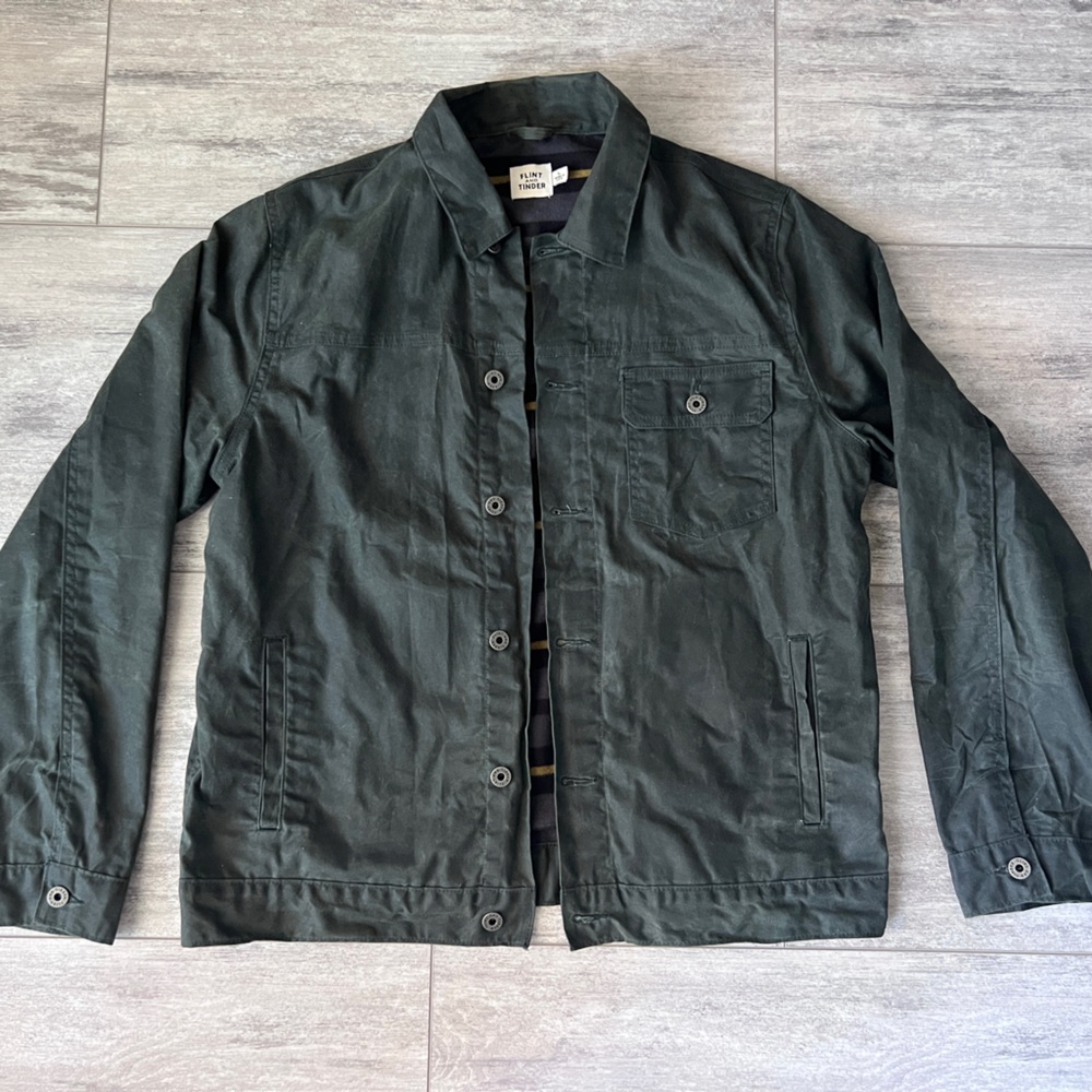 Flint and Tinder: Flannel lined Waxed Trucker Jacket Size L Moss Color